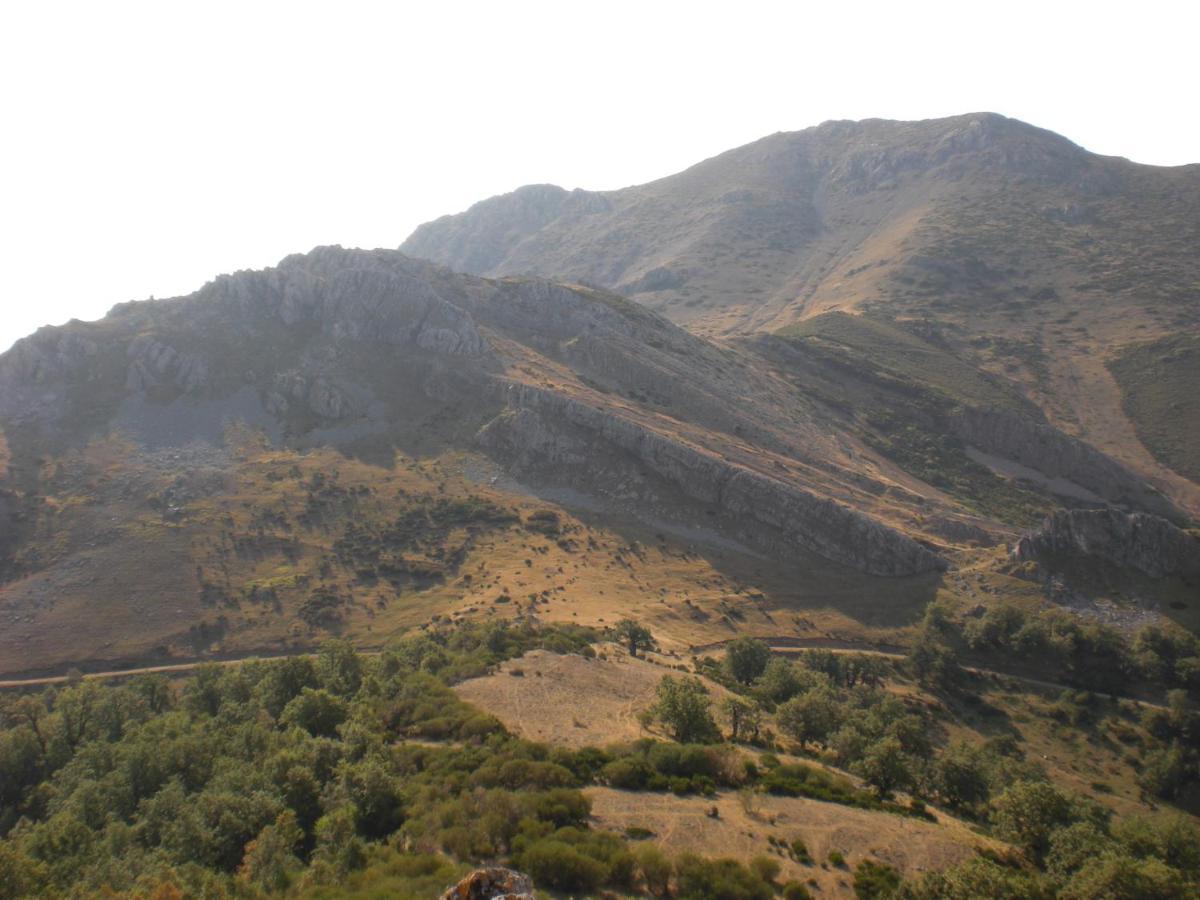 Hotel Rural Valle Del Tuejar Taranilla Exterior photo