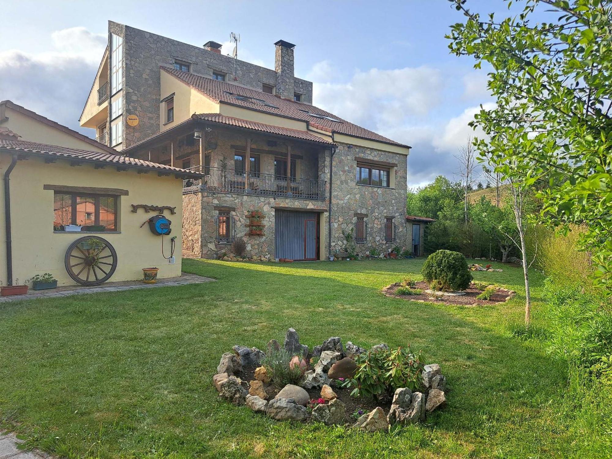 Hotel Rural Valle Del Tuejar Taranilla Exterior photo